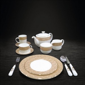 Monno Golden Legacy 52 Pcs Bone China Dinner Set
